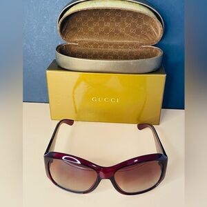 Gucci Burgundy Gradient Vintage Sunglasses w Guccissma Pattern. Great Condition